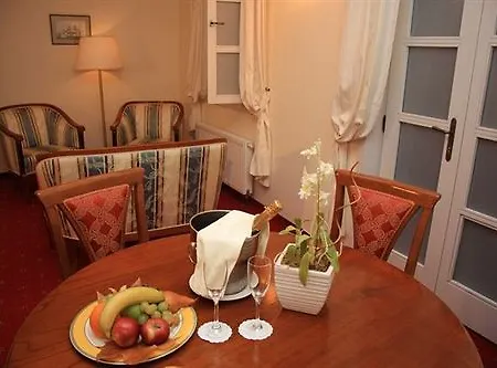 Hotel Tingis 2*